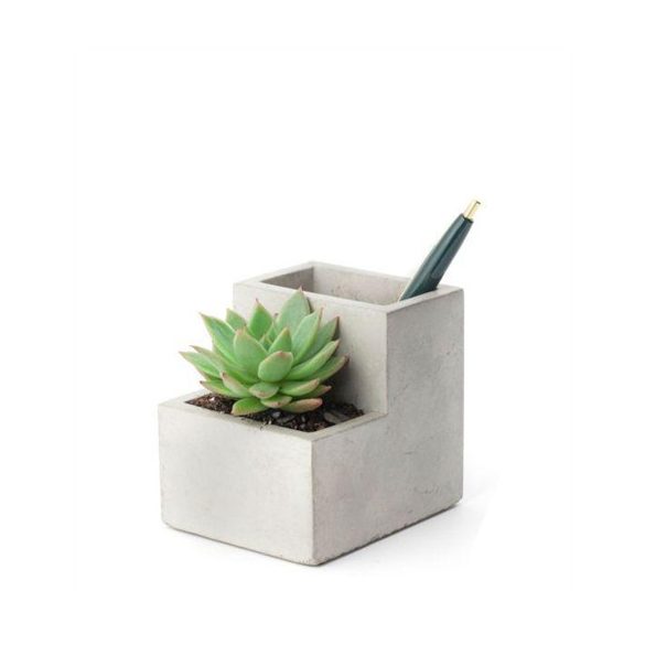 Kis méretű design beton kaspó és tolltartó