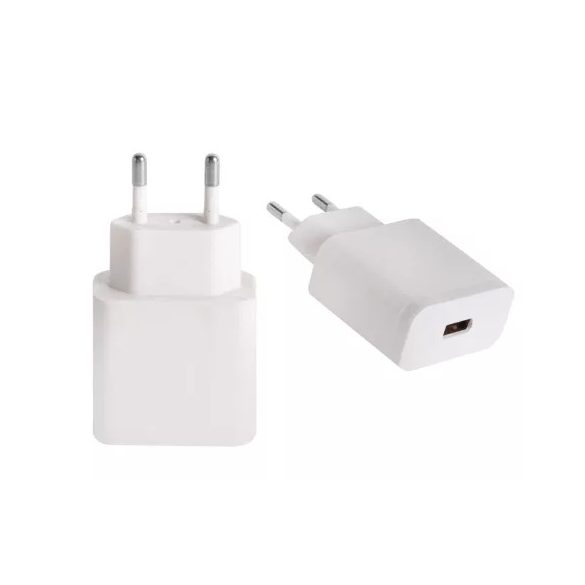 Hálózati adapter USB csatlakozóval  - Fehér