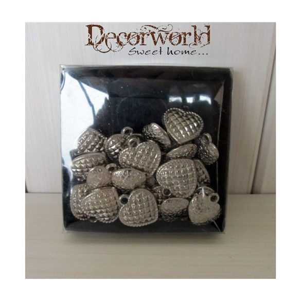 Fém szív akasztós ezüst 2cm S/24