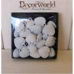 Fém szív akasztós fehér rácsos, domború minta 2cm S/24