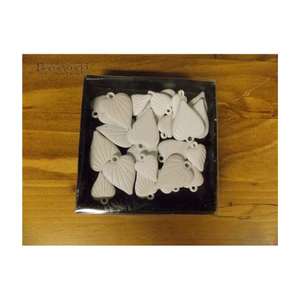 Fém szív akasztós fehér hosszúkás csíkos mintás 2cm