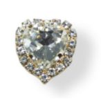 Strasszal kirakott bross szív alak 14 mm - Ezüst /DB