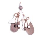 Akasztós dísz kesztyű fa 30x12cm szürke-fehér