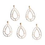 Dekoráció fém fűzhető csepp kővel rosegold