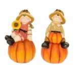  Gyerek fiú, lány tökkel, virággal ülő kerámia 22x21x37,5 cm - 2 féle