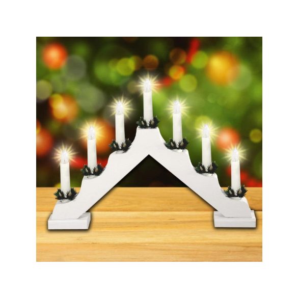 Gyertyapiramis, 7 db izzó, fehér festett fa