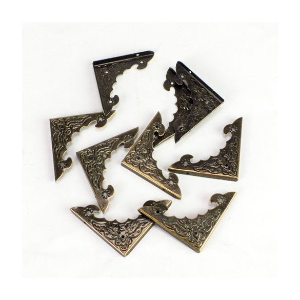 Fém sarokvédő elem + szögek 4x4x0,4 cm - 8 db/csomag
