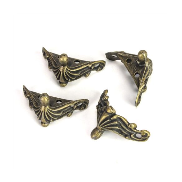 Fém dobozláb + csavarok 2,8x2 cm - 4db/csom