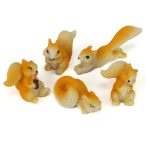 Mini mókás mókusok polirezin 3x2,5x1,5 cm- 5db/cs