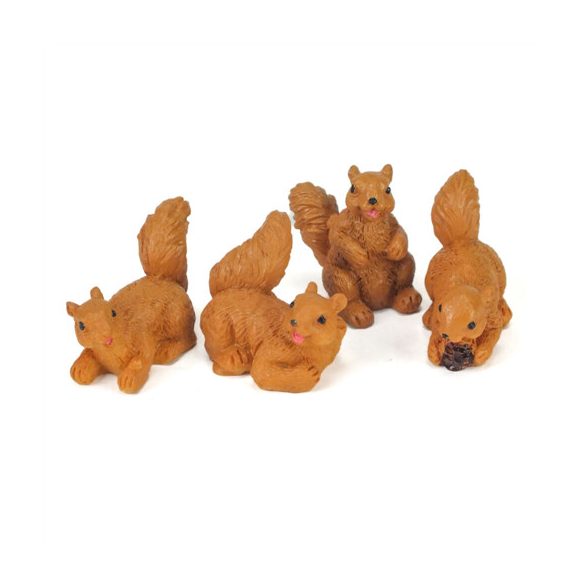 Erdei mókucik polirezin 3,5x2,5x3,5 cm- 4db/cs