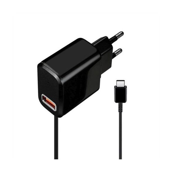 Hálózati adapter USB csatlakozóval
