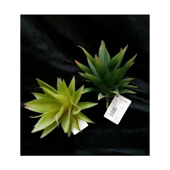 Pozsgás ananász forma 12cm