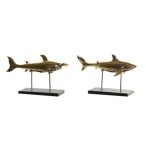Figura cápa poly/fém 32x10,5x19,5cm - 2 féle