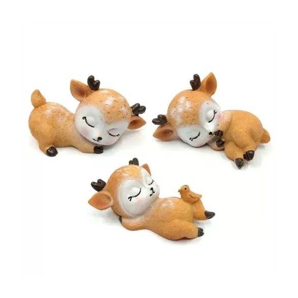 Szarvas alvó, poly, 6,7x3,7x4cm - Barna 3 féle