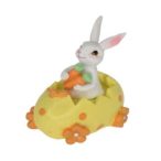 Nyúl tojásban répával poly 7,5x5,8x8,9cm - Sárga