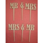 Fehér fa MR&MRS beszúrós 13x10cm